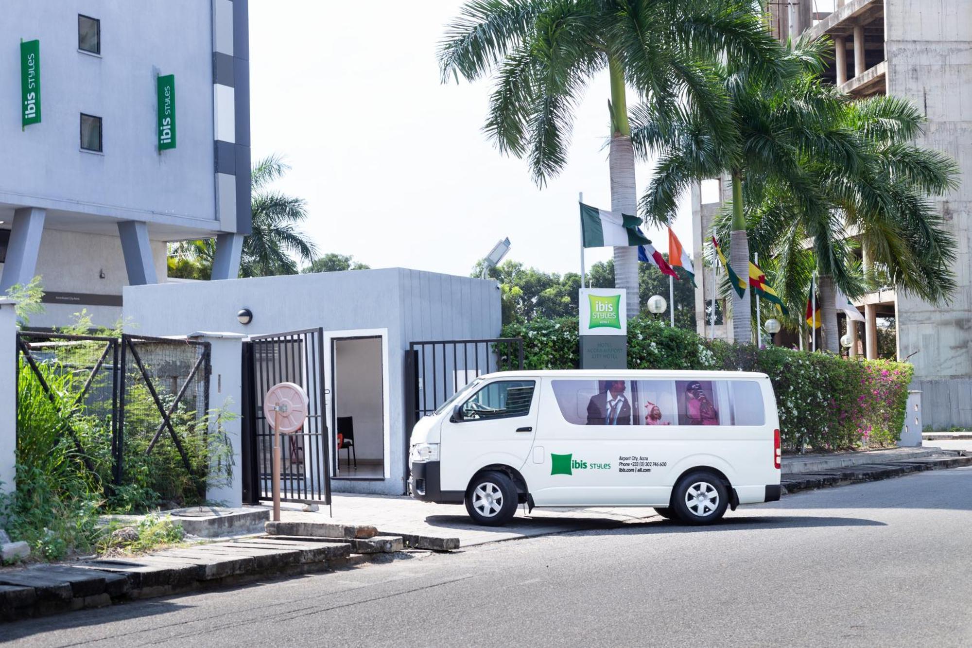 Ibis Styles Accra Airport Hotel Exterior foto