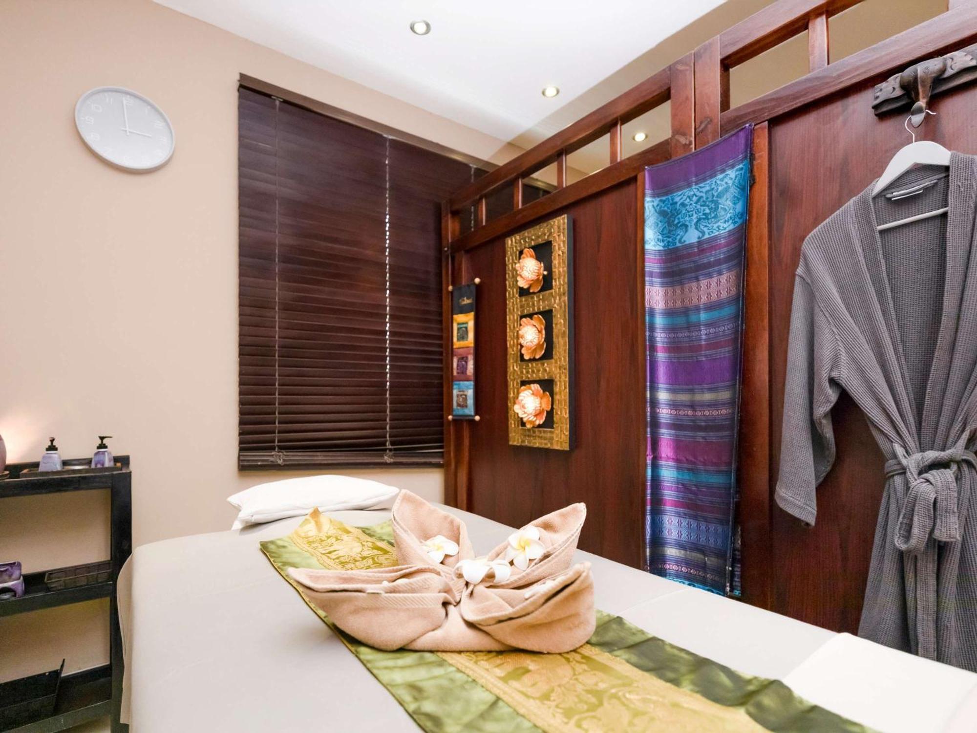 Ibis Styles Accra Airport Hotel Exterior foto