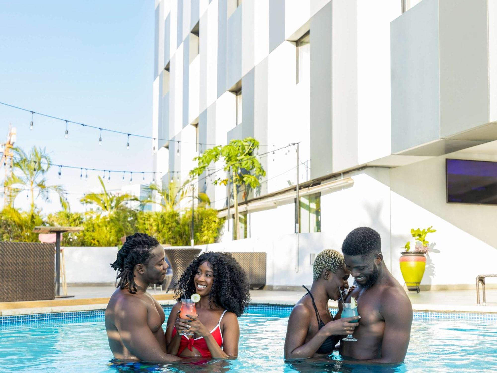 Ibis Styles Accra Airport Hotel Exterior foto