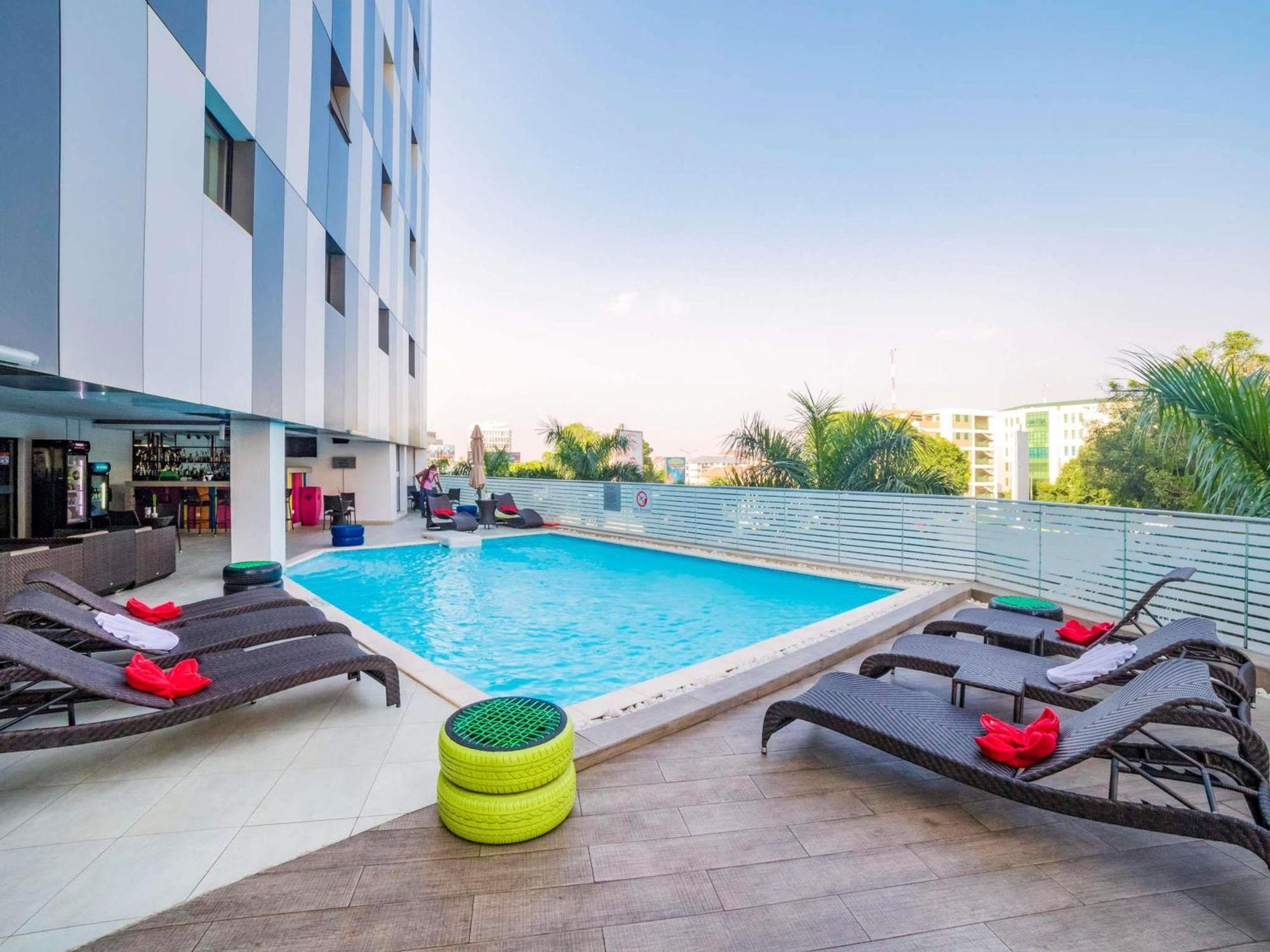 Ibis Styles Accra Airport Hotel Exterior foto